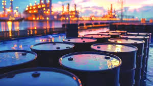 وكالة "فيتش": متوسّط سعر النفط قد يبلغ 120 دولارًا للبرميل إذا أُغلق مضيق هرمز لمدّة 6 أشهر