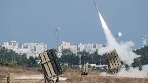 وسائل إعلام إيرانية: دوي انفجارات في أصفهان وسط البلاد وشيراز في جنوبها