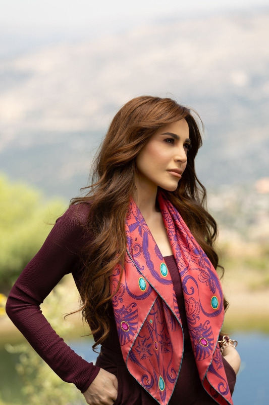 عبير نعمة تُهدي بيروت أغنيتها الجديدة: حبيبتي