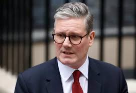 ستارمر: مصدوم من مشاهد إطلاق النار في عشاء مراسلي البيت الأبيض وندين بشدة أي هجوم على المؤسسات الديمقراطية أو حرية الصحافة لكننا نشعر بارتياح أن ترمب وجميع الحاضرين بأمان