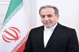 وكالة الأنباء الإيرانية: الوزير عراقجي يجري مباحاثات مع قائد الجيش الباكستاني في إسلام أباد