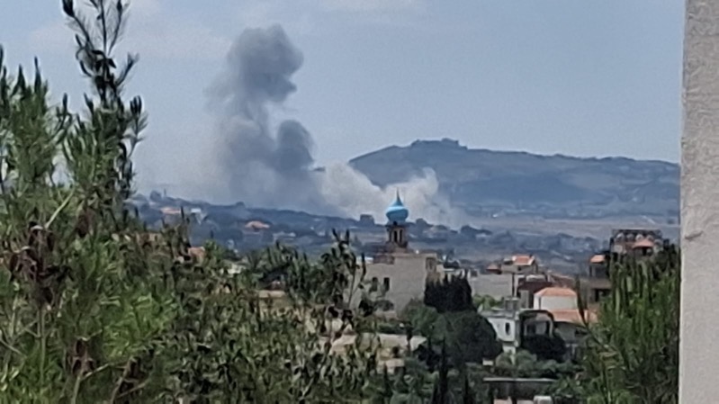 غارة على كفرتبنيت و​فسفوري مكثف علي الطاهر طريق البرج